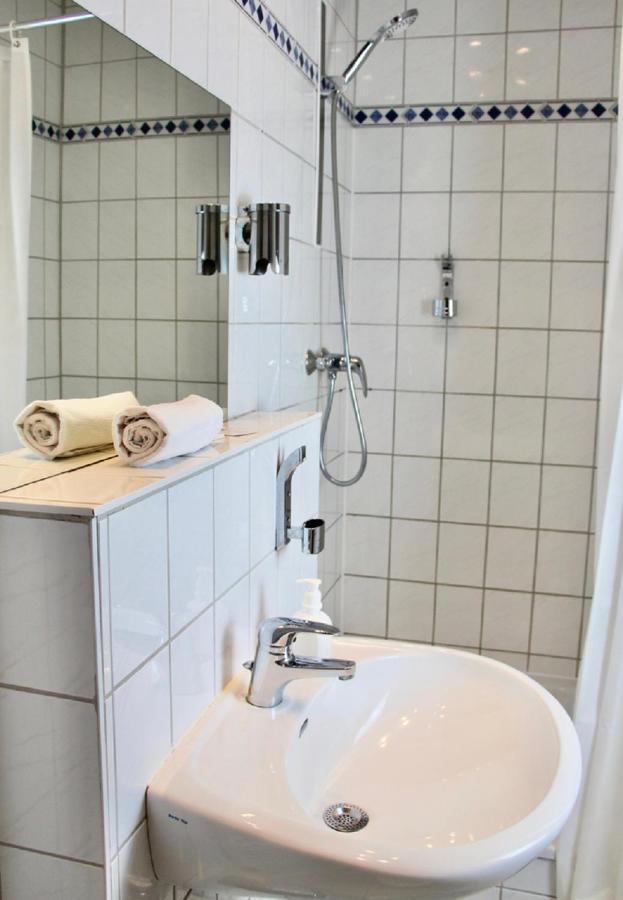 Parkhotel Viktoria Фельтен Экстерьер фото