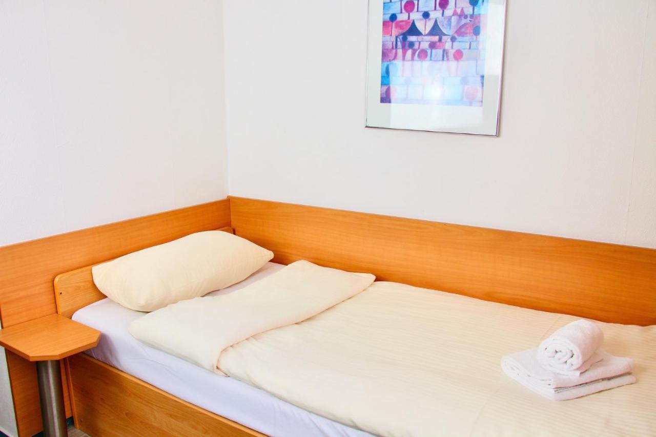 Parkhotel Viktoria Фельтен Экстерьер фото